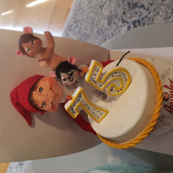 75th anniversary annalee doll - Picture 3 of 3